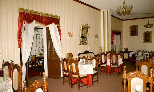 Inn Hostal Sucre 3*